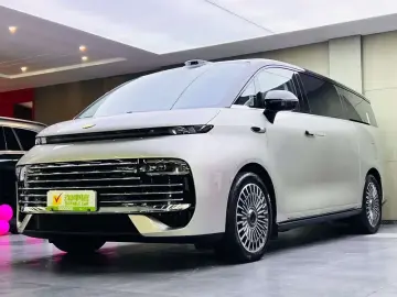 Geely Galaxy V900