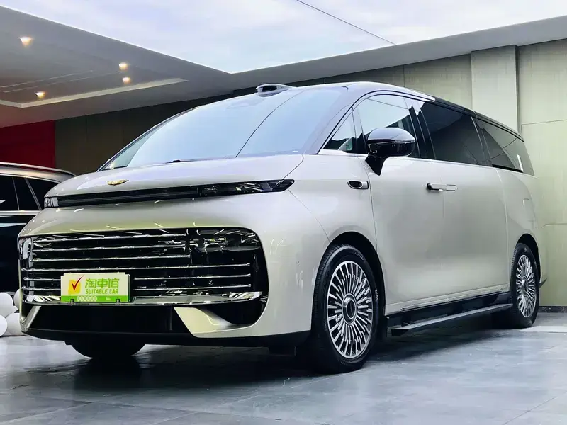 2026 Geely Galaxy V900 с пробегом 4 000 км