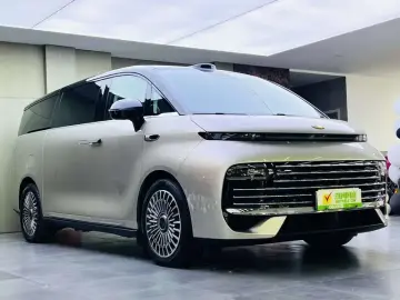 2026 Geely Galaxy V900 с пробегом 4 000 км