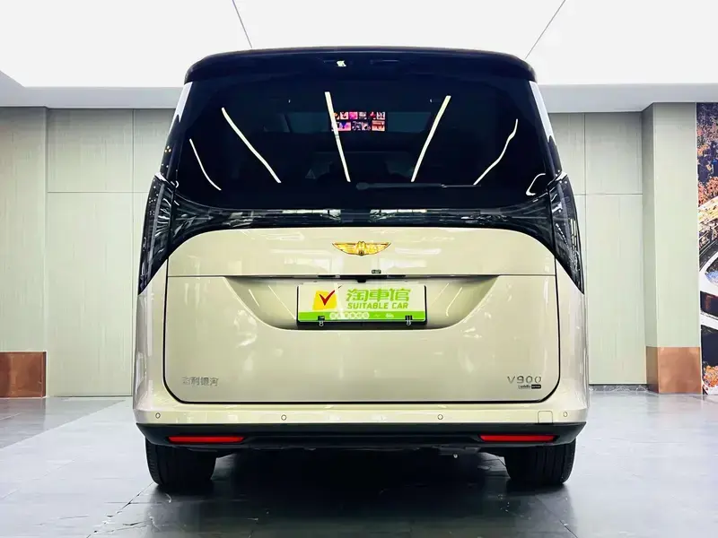 2026 Geely Galaxy V900 с пробегом 4 000 км