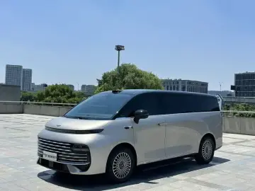 Geely Galaxy V900