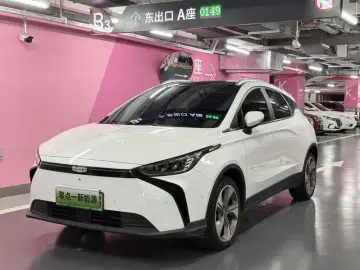 2022 Geely Geometry M6 с пробегом 63 000 км
