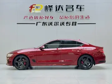 2021 Genesis G70 с пробегом 24 000 км
