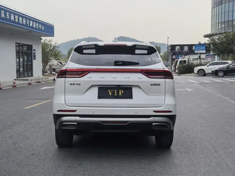 2025 Haval H6 с пробегом 31 000 км