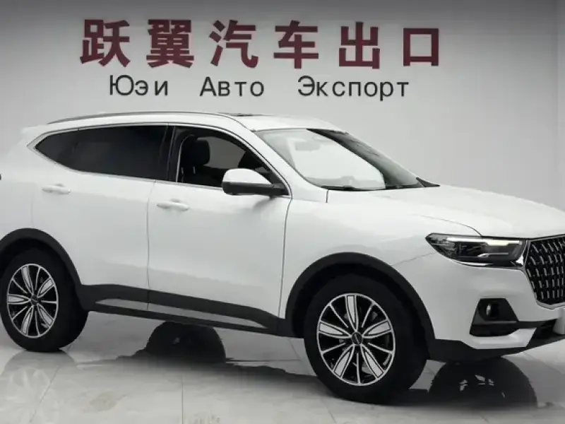 2023 Haval H6 с пробегом 12 000 км