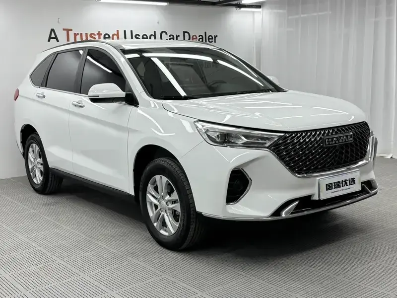 2023 Haval M6 с пробегом 16 000 км