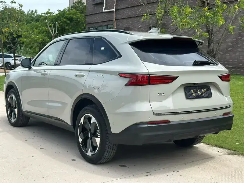 2026 Haval H6L с пробегом 9 000 км
