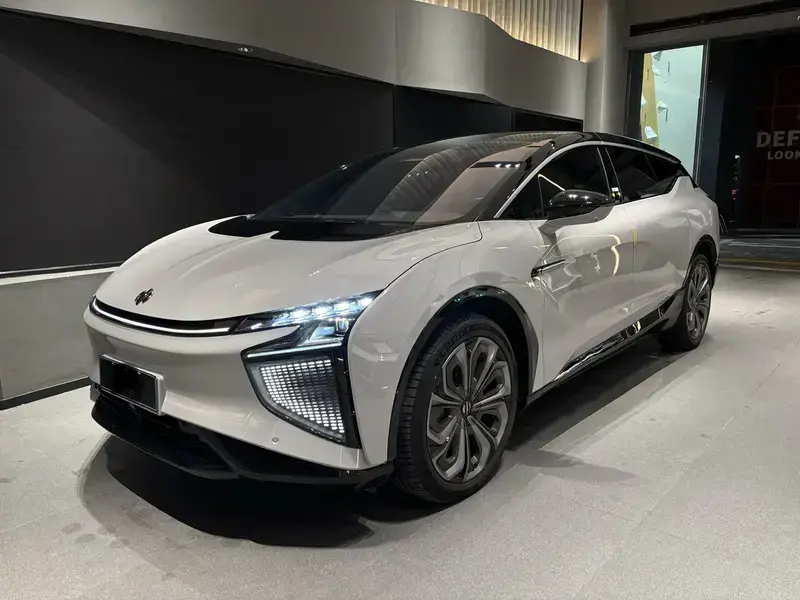 2021 HiPhi X с пробегом 18 200 км