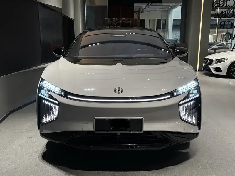 2021 HiPhi X с пробегом 18 200 км