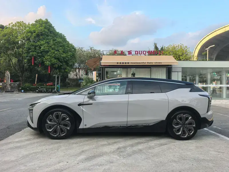 2021 HiPhi X с пробегом 87 500 км