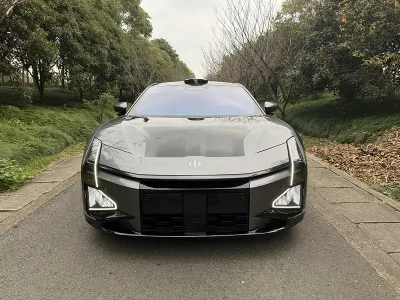 2023 HiPhi Z с пробегом 43 000 км