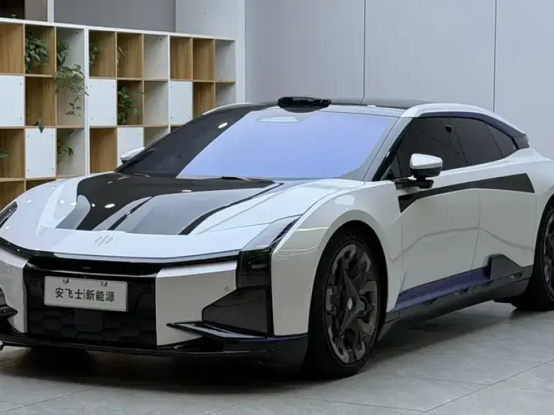 2023 HiPhi Z с пробегом 52 000 км