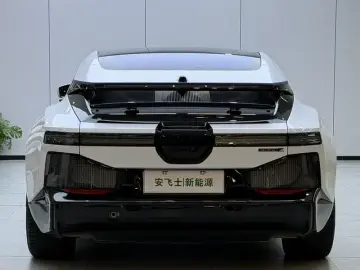 2023 HiPhi Z с пробегом 52 000 км
