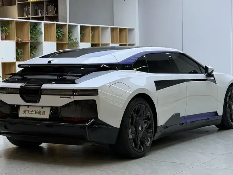 2023 HiPhi Z с пробегом 52 000 км