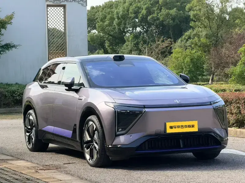 2023 HiPhi Y с пробегом 35 500 км