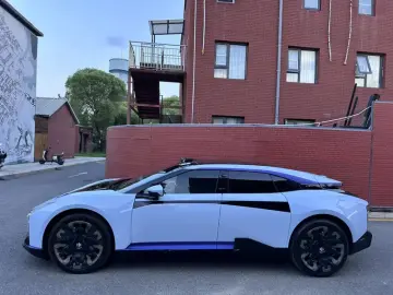 2023 HiPhi Z с пробегом 20 000 км