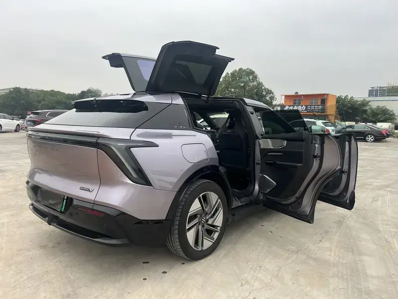 2023 HiPhi Y с пробегом 90 000 км
