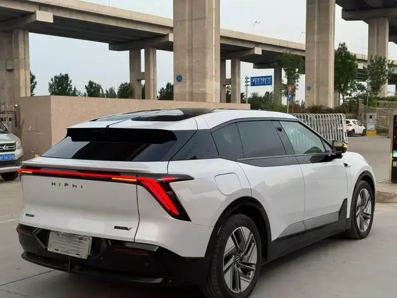 2023 HiPhi Y с пробегом 70 000 км