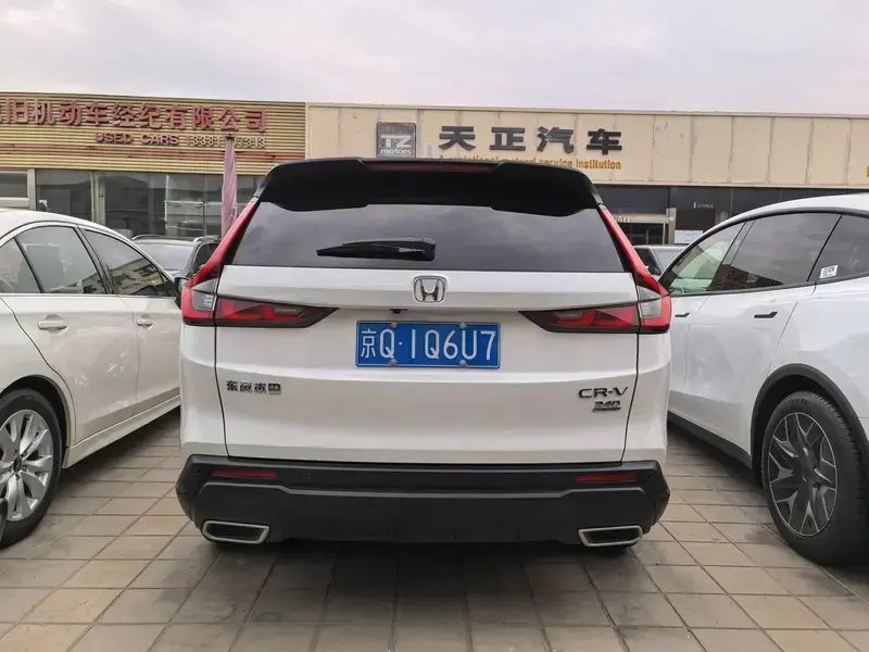 2023 Honda CR-V с пробегом 64 000 км