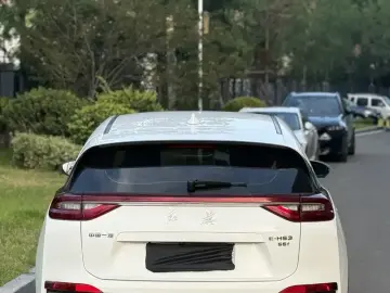 2019 Hongqi E-HS3 с пробегом 311 000 км