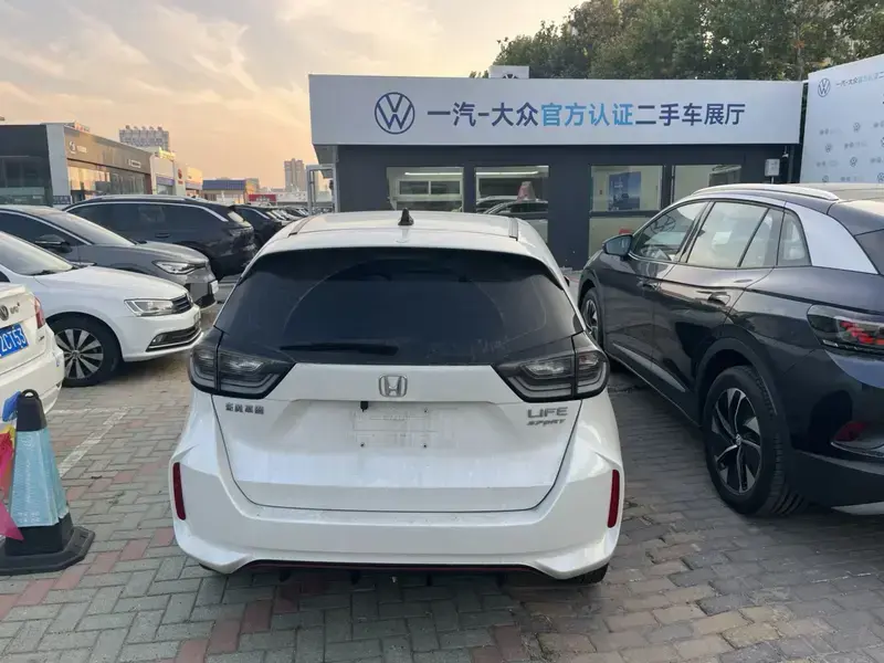 2020 Honda Life с пробегом 42 700 км