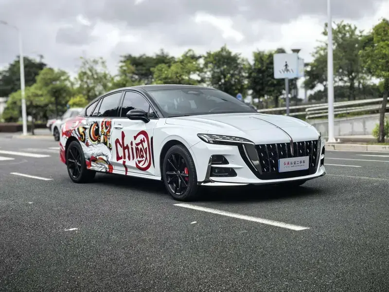 2025 Hongqi H6 с пробегом 1 000 км