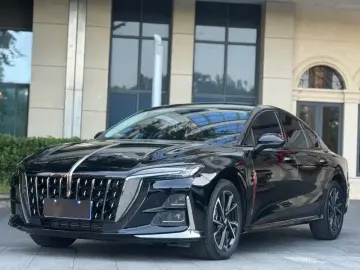 2024 Hongqi H6 с пробегом 11 000 км