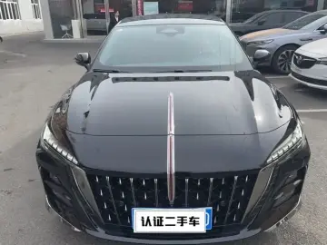 2025 Hongqi H6 с пробегом 5 000 км