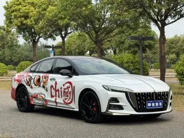 2025 Hongqi H6 с пробегом 3 000 км