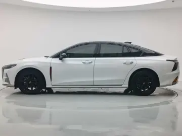2023 Hongqi H6 с пробегом 51 800 км