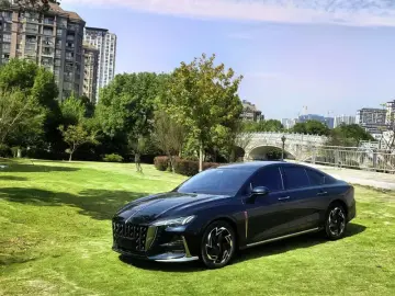 Hongqi H6