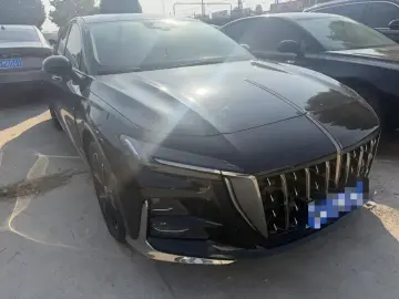 2025 Hongqi H6 с пробегом 7 000 км
