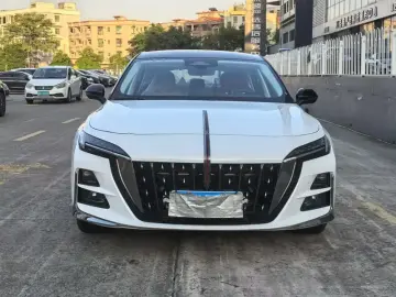 2025 Hongqi H6 с пробегом 100 км