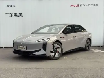 Hongqi EH7