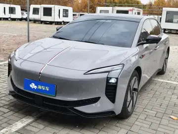 Hongqi EH7