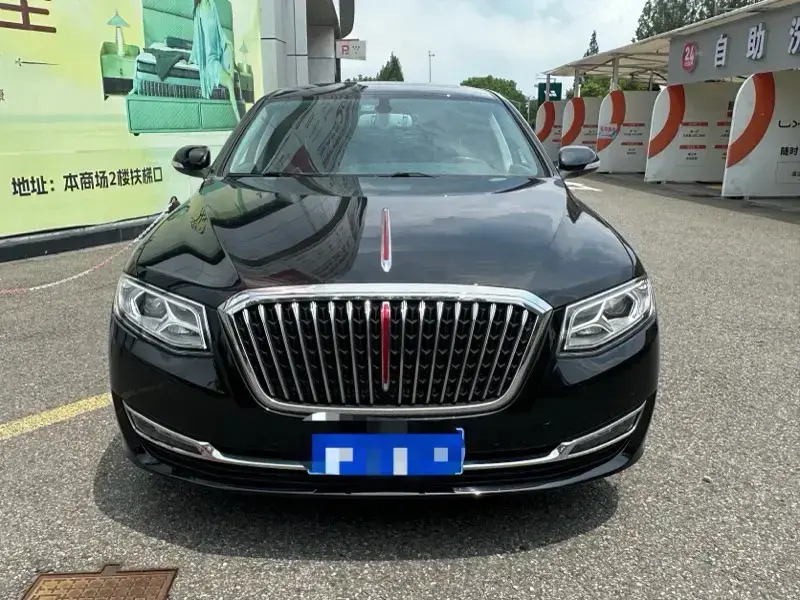 2021 Hongqi H7 с пробегом 30 000 км