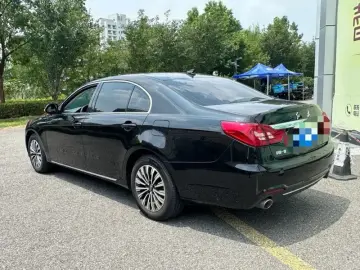 2021 Hongqi H7 с пробегом 30 000 км