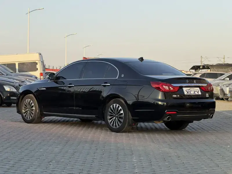2019 Hongqi H7 с пробегом 55 000 км