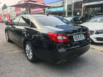2017 Hongqi H7 с пробегом 50 000 км