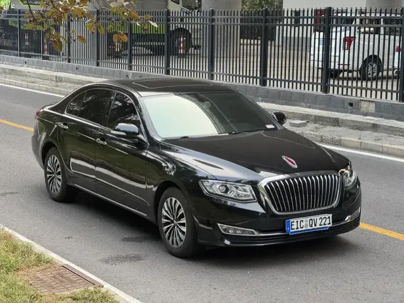 2019 Hongqi H7 с пробегом 117 000 км