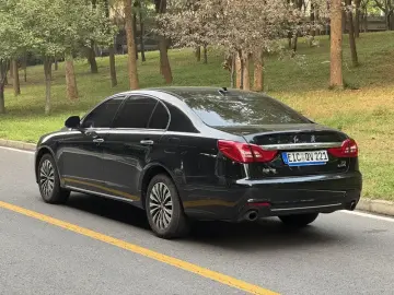 2019 Hongqi H7 с пробегом 117 000 км