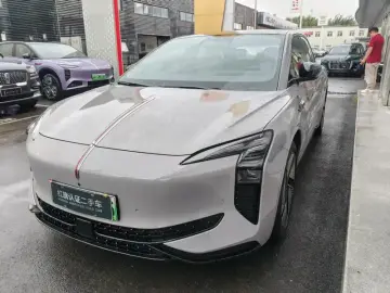 Hongqi EH7