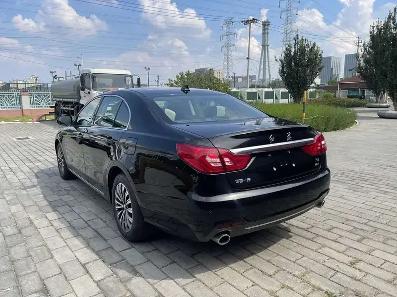 2021 Hongqi H7 с пробегом 38 600 км