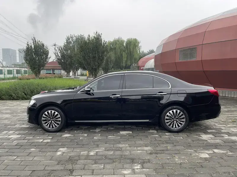 2019 Hongqi H7 с пробегом 108 900 км