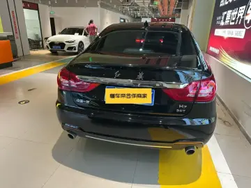 2021 Hongqi H7 с пробегом 32 000 км