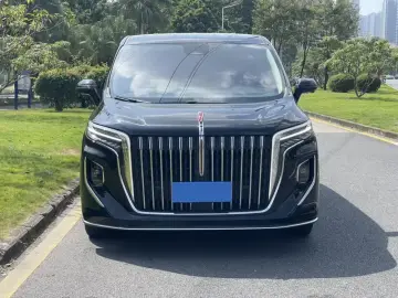 2022 Hongqi HQ9 с пробегом 19 000 км