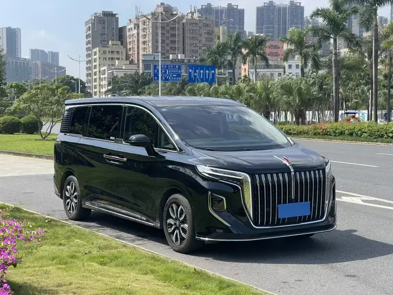 2022 Hongqi HQ9 с пробегом 19 000 км
