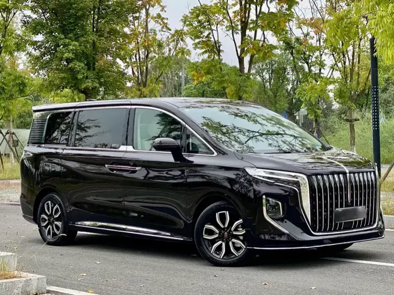 2022 Hongqi HQ9 с пробегом 52 000 км