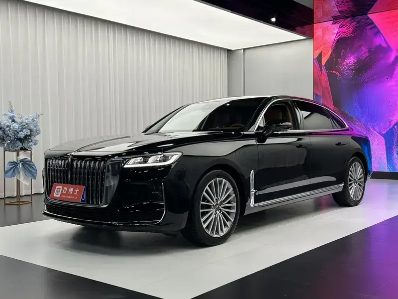 2020 Hongqi H9 с пробегом 49 000 км
