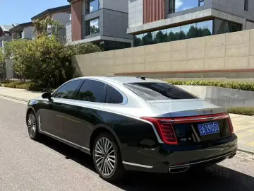 2020 Hongqi H9 с пробегом 96 000 км